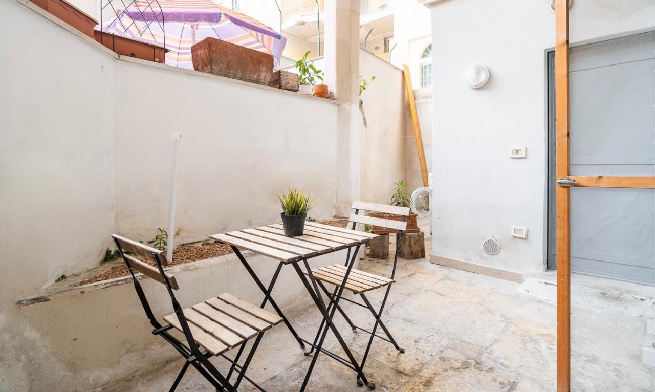 Quintino Apartment Бари Экстерьер фото
